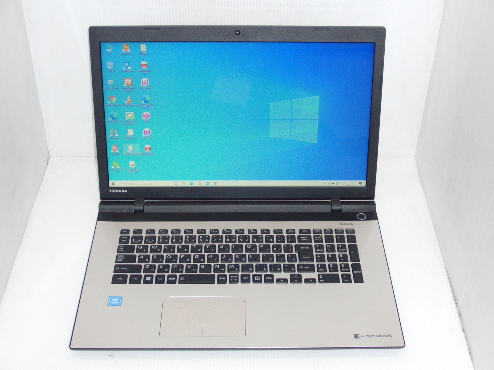 超美品　TOSHIBA 　dynabook T67/TG 　１７インチ