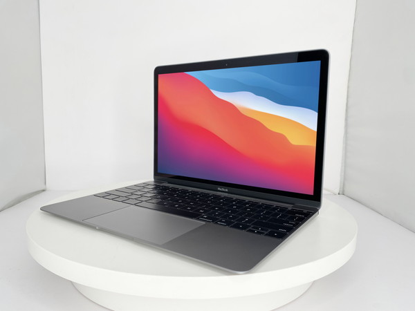 Apple MacBook 12inch Early 2015 スペースグレー-