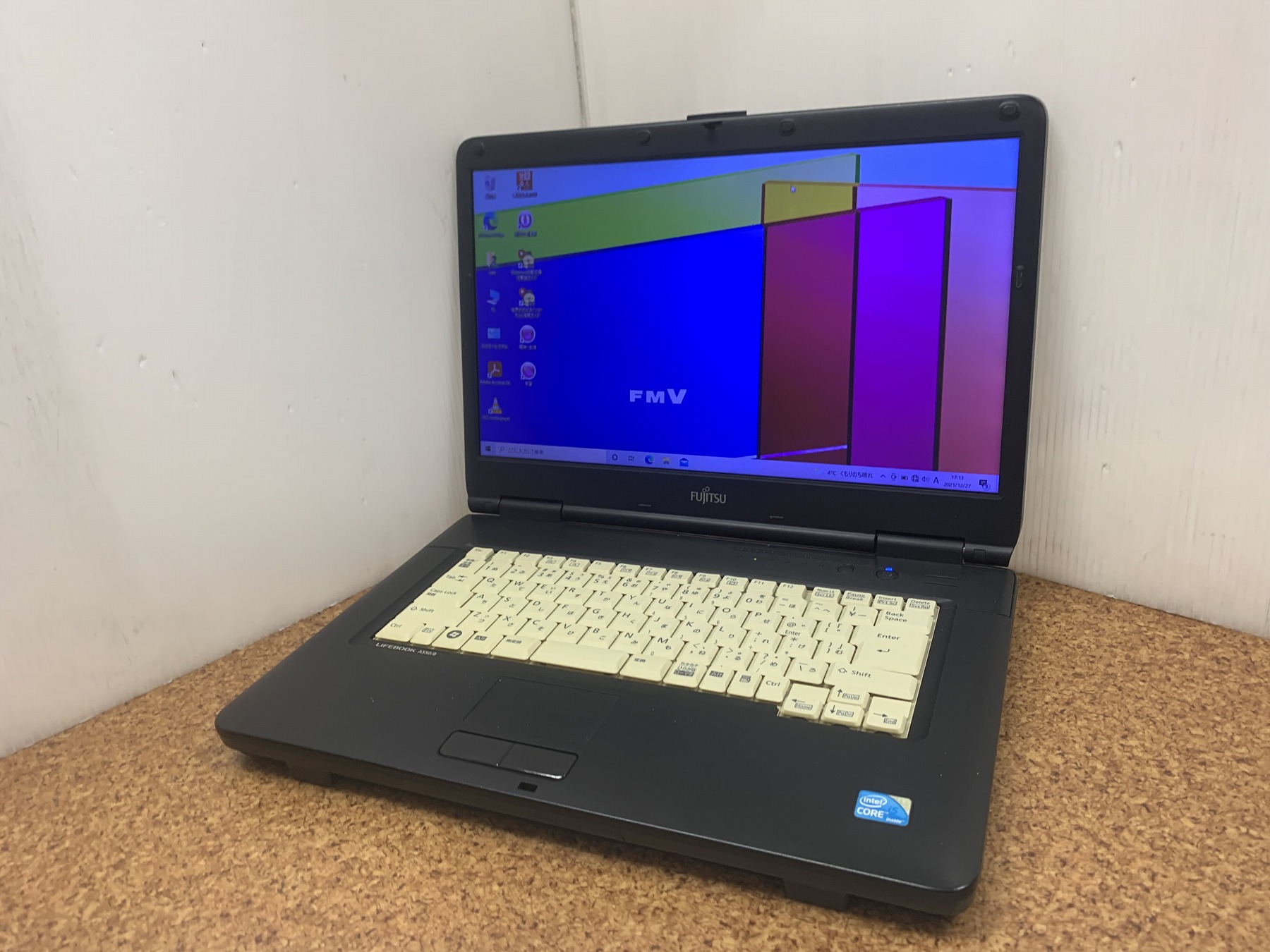 富士通 LIFEBOOK A550/B CPU：Core i5 560M 2.66GHz / メモリ