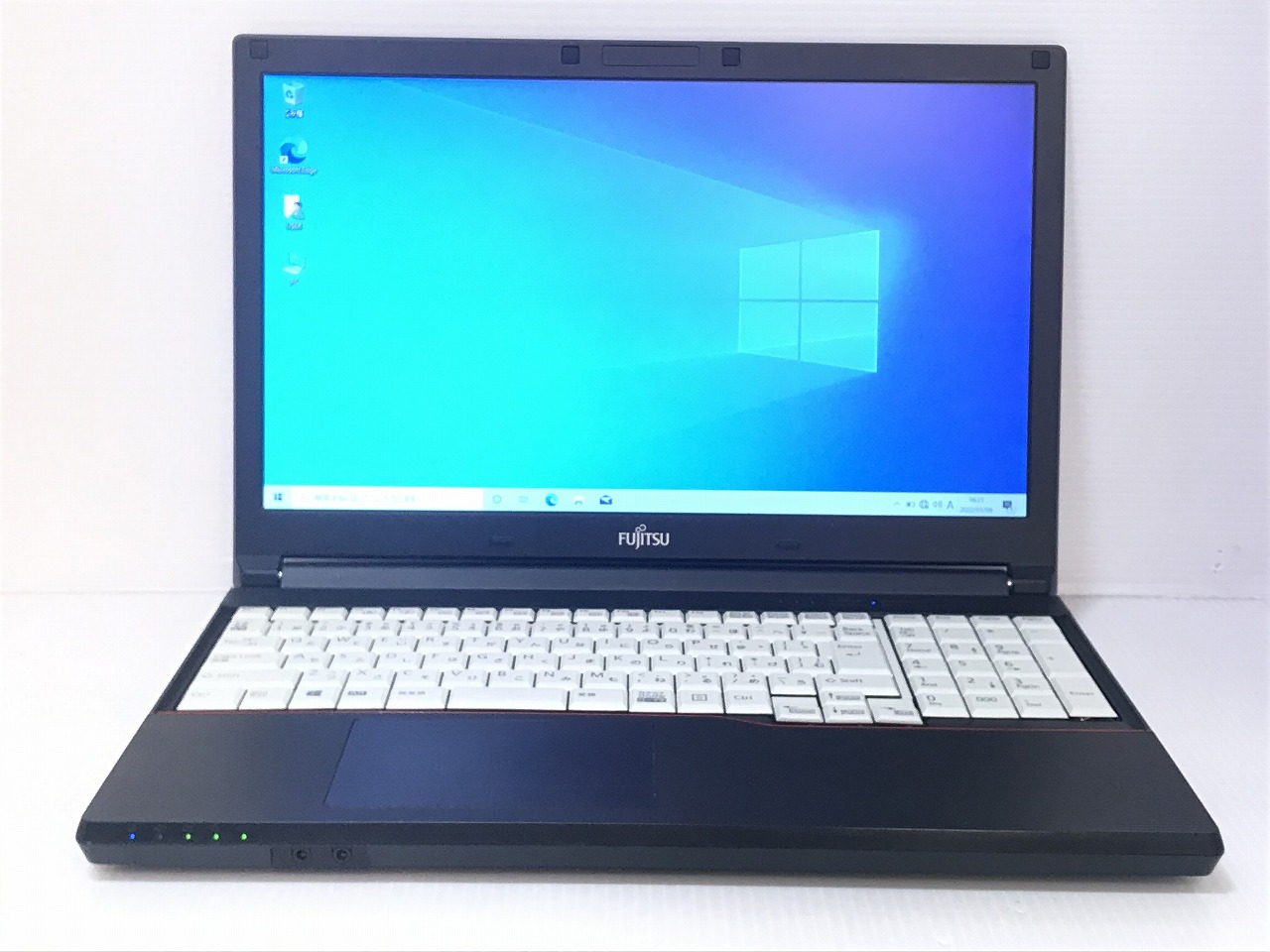 富士通 LIFEBOOK A574/M CPU：Core i5 4210M 2.6GHz / メモリ：16GB