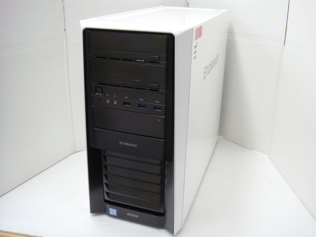 EPSON Endeavor Pro5700-M CPU：Corei7-6700K 4.0GHz / メモリ：16GB