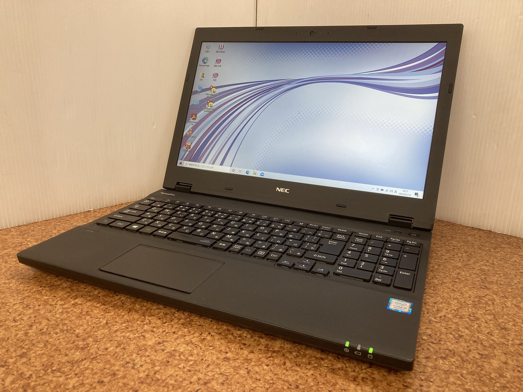 NEC VersaPro VKT16X-4 CPU：Core i5 8250U 1.6GHz / メモリ：8GB