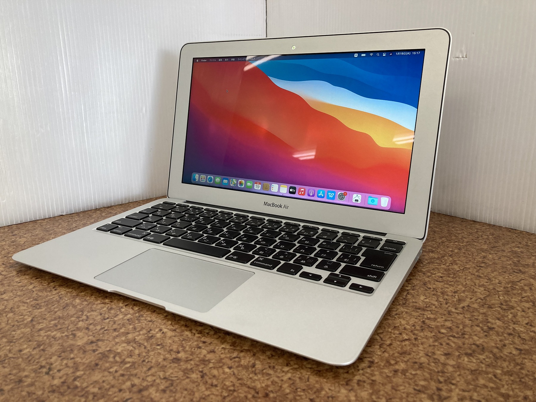 Apple MacBook Air A1465 CPU：Core i5 5250U 1.6GHz / メモリ：4GB ...