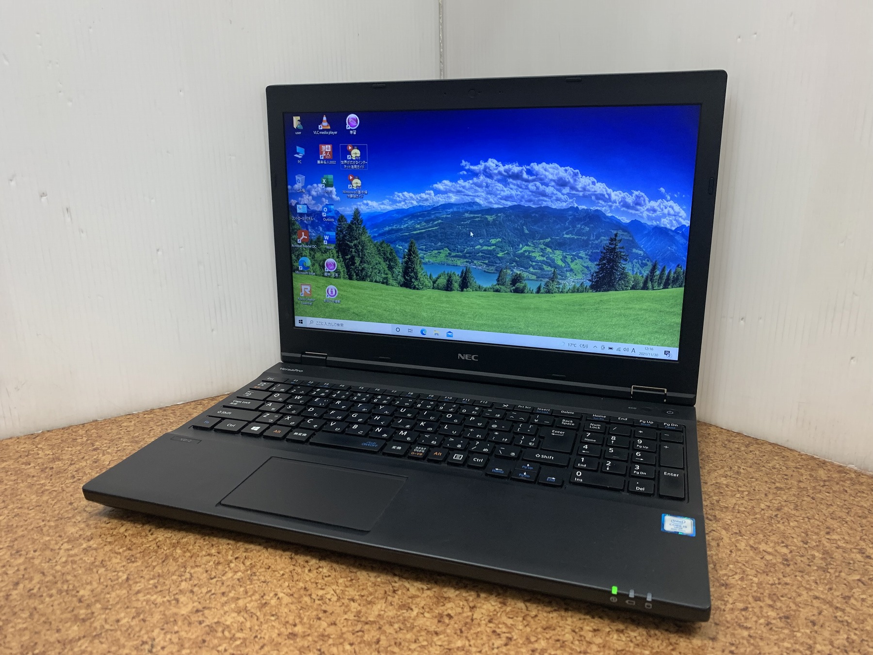 VersaPro VKM17/D-2 CPU：Core i5 8350U 1.7GHz / メモリ：8GB / HDD