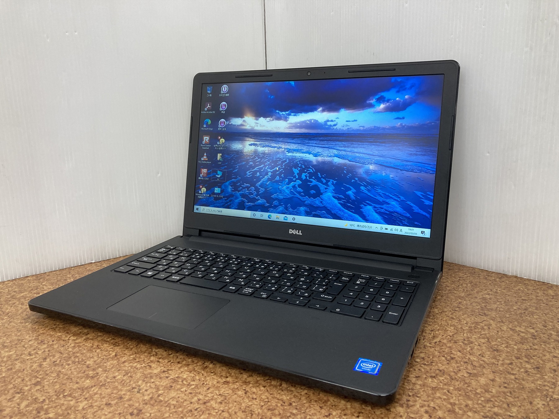 DELL Vostro 15 3561 CPU：Celeron J1800 2.5GHz / メモリ：4GB / HDD