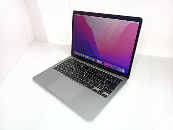 Apple MacBook Air A2337 CPU:Apple M1 8コア/メモリ：8GB/SSD：512GB