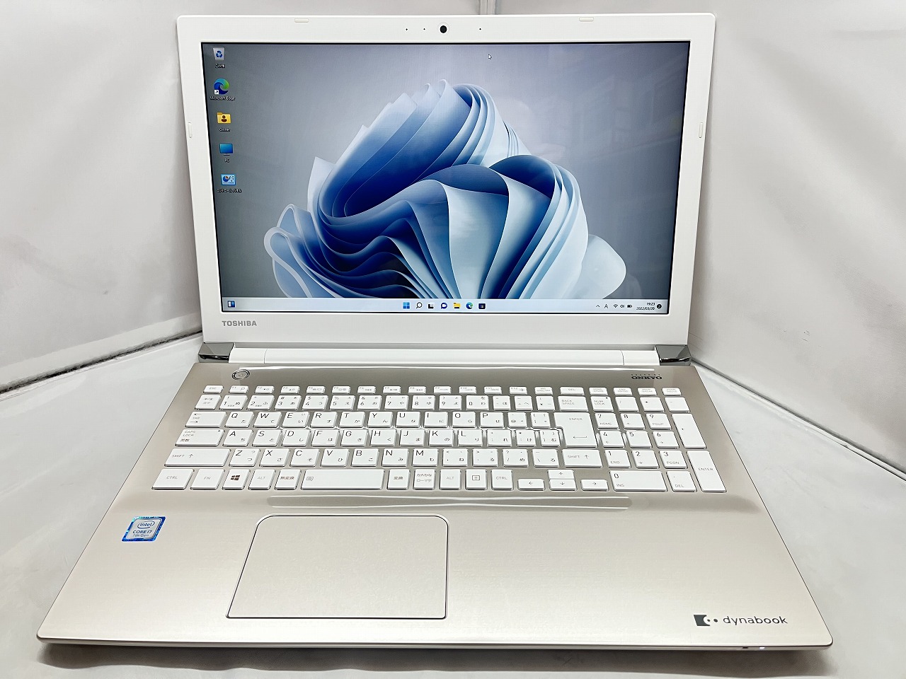 東芝 ノートパソコン Windows11 Core i7 office T65
