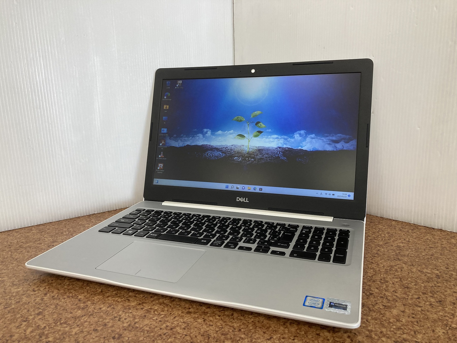 DELL Inspiron 15 5570 CPU：Core i5 8250U 1.6GHz / メモリ：8GB ...