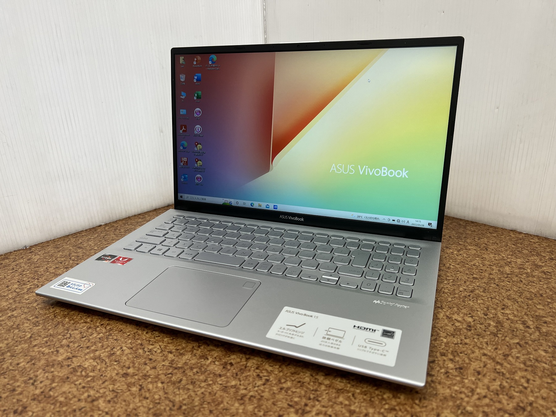 ASUS Vivo Book 15 X512D CPU：Ryzen 5 3500U 2.1GHz / メモリ：8GB ...