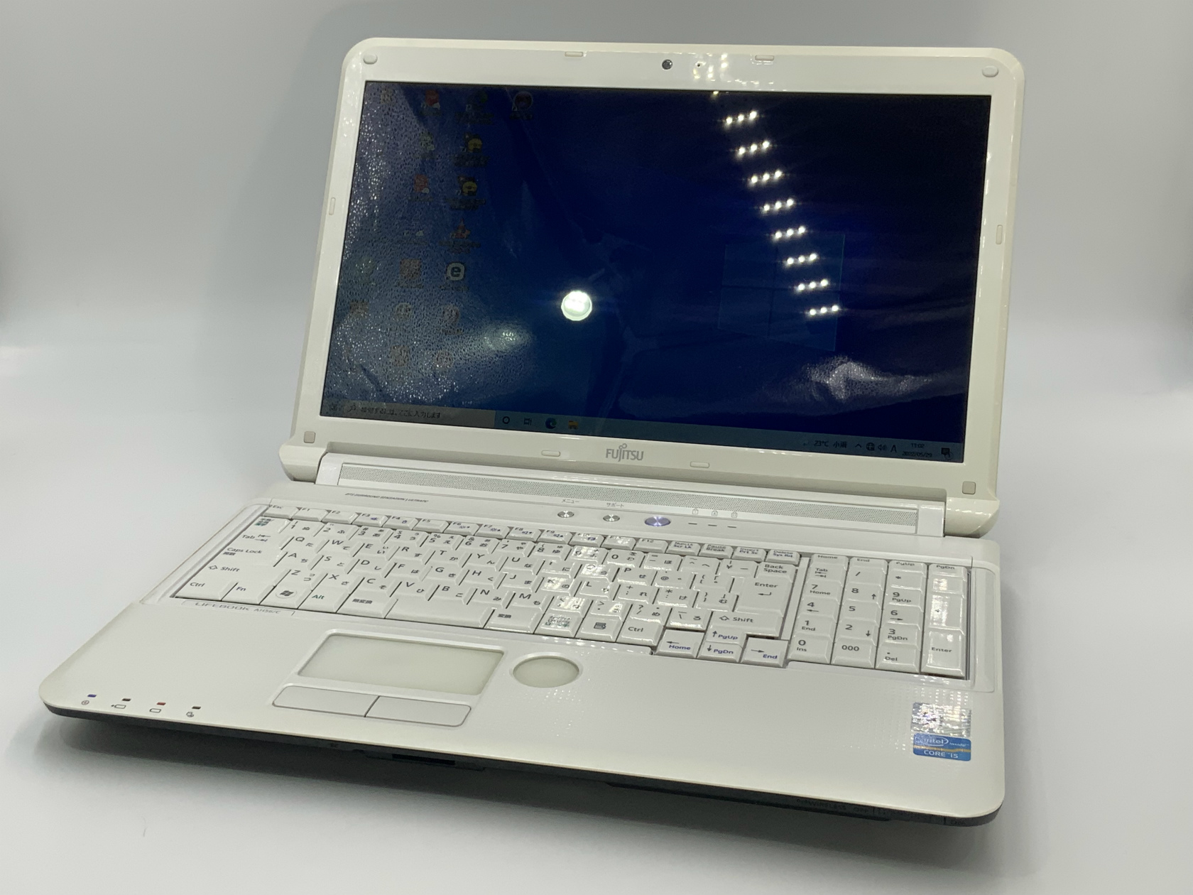 富士通 LIFEBOOK AH56/C CPU：Core i5 2520M 2.5GHz / メモリ：8GB