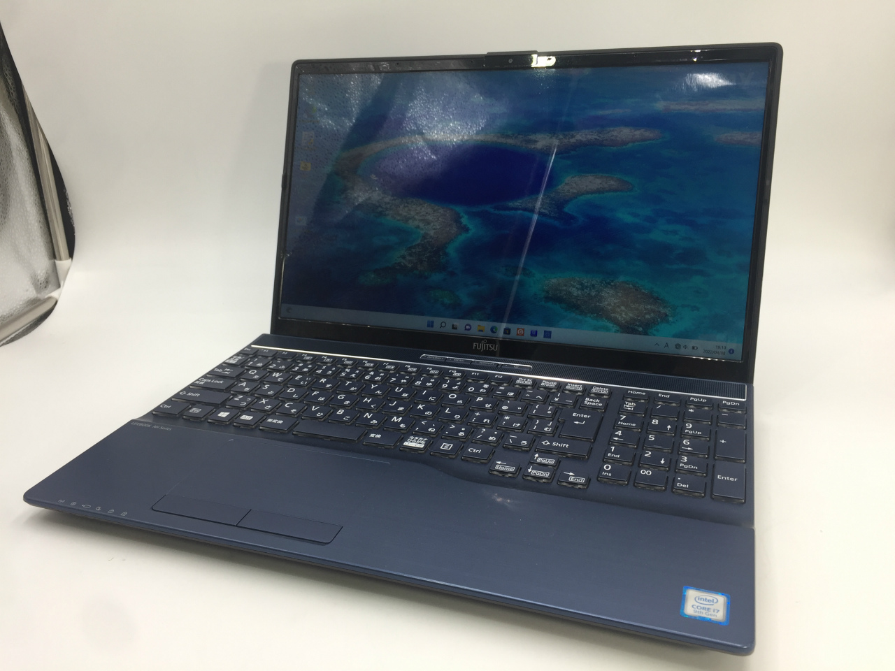 富士通 LIFEBOOK AH77/D3 CPU：Core i7 9750H 2.6GHz / メモリ：8GB