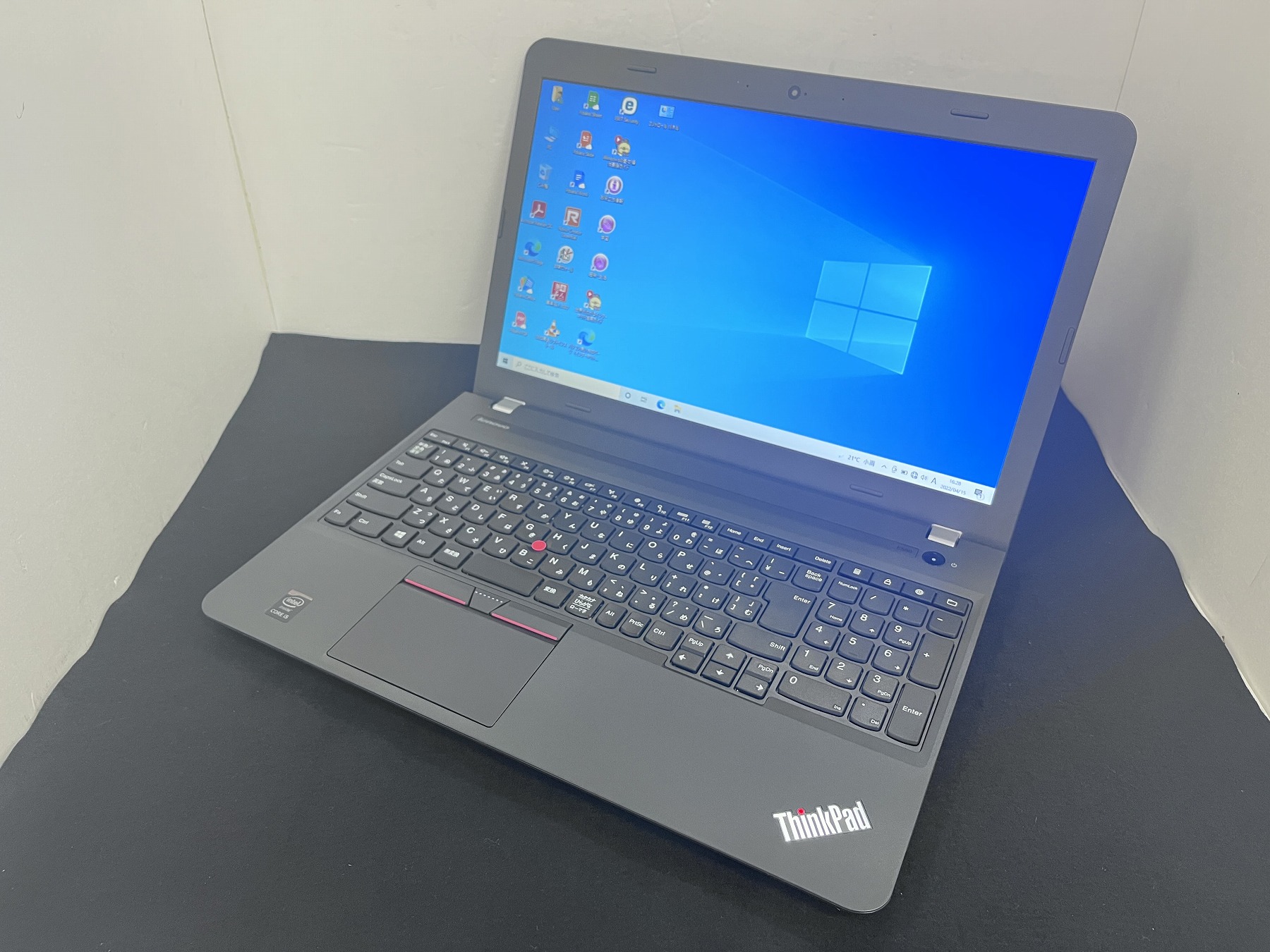 レノボ ThinkPad E560 / 8GB / Core i3 スピーカー付