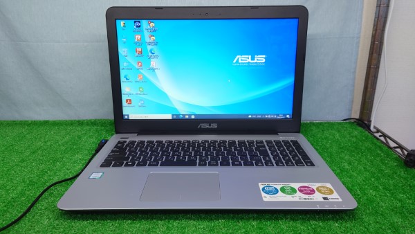 ASUS X556U CPU：Core i5-7200U 2.5GHz / メモリ：8GB / SSD：240GB