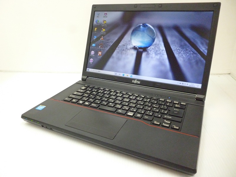 富士通 LIFEBOOK A553/H CPU:Celeron 1000M 1.80GHz/メモリ:4GB/SSD