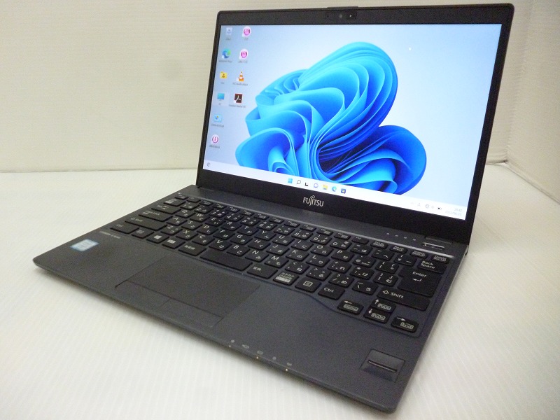 富士通 LIFEBOOK U937/R CPU:Core i5-7300U 2.6GHz/メモリ:8GB/SSD