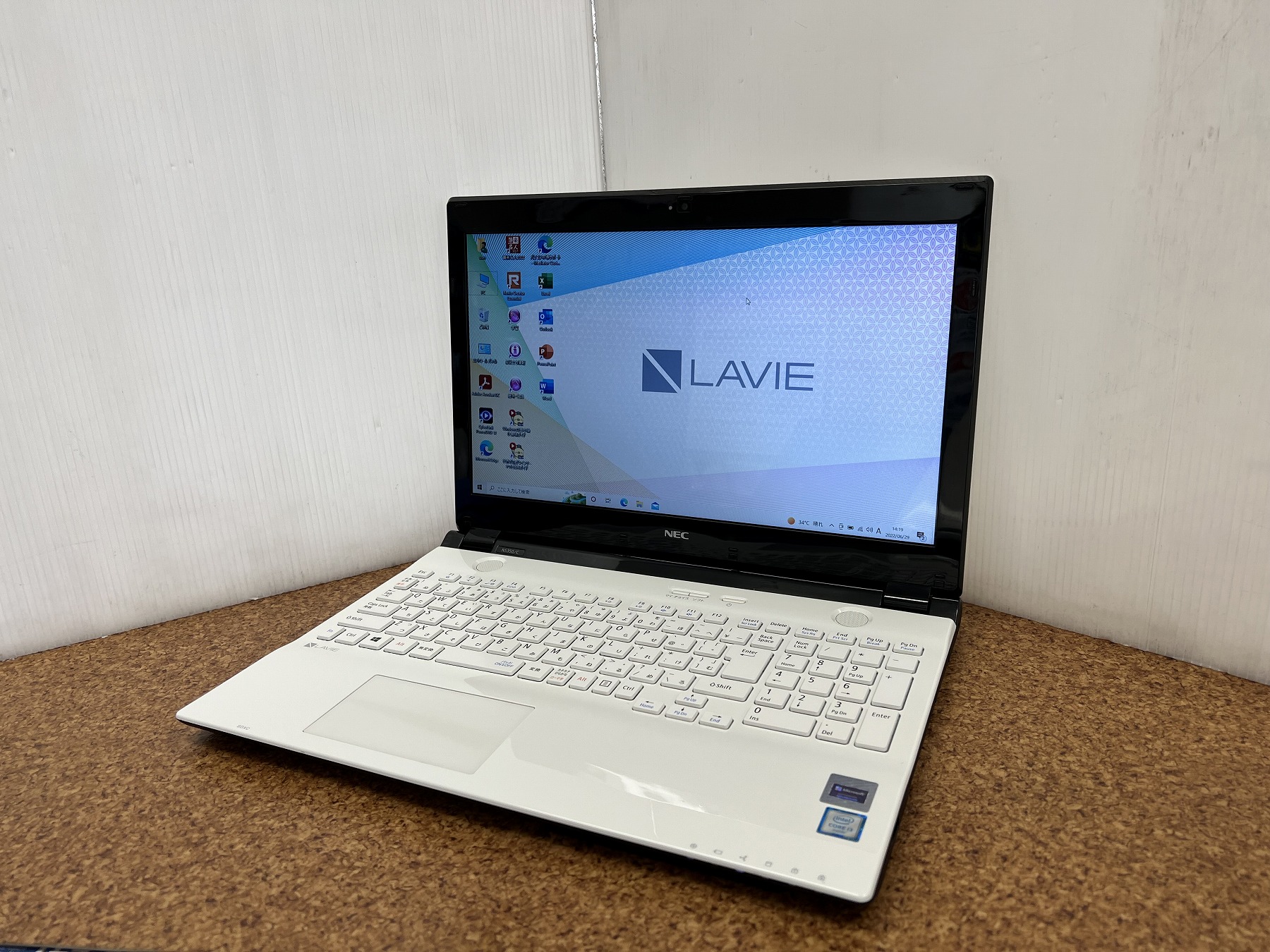 Core i3 ホワイト♪ Windows10 NEC ノートパソコン