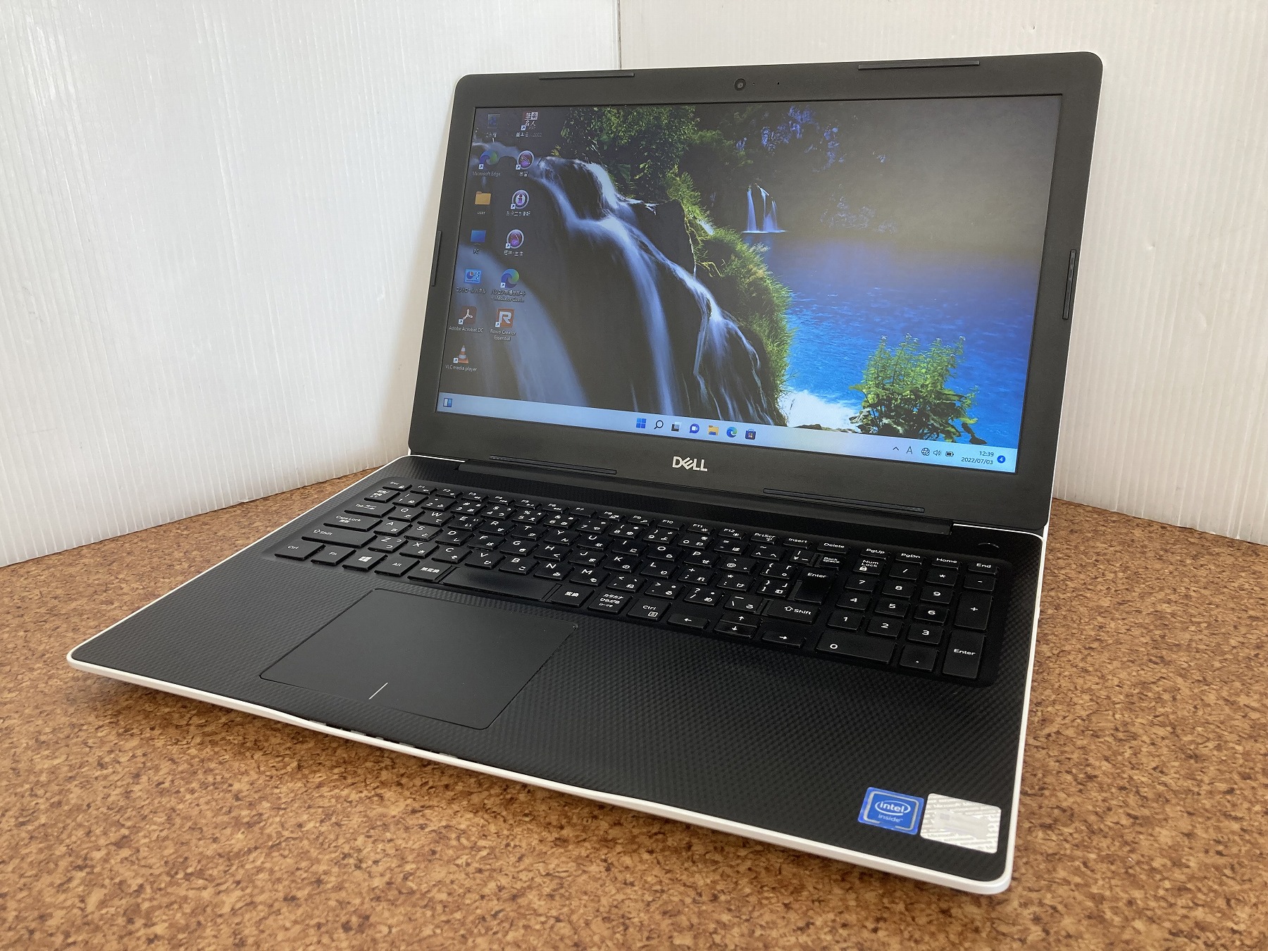 DELL Inspiron 15 3580 CPU：Celeron 4205U 1.8GHz / メモリ：4GB