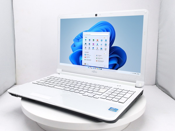 FMV LIFEBOOK AH53/K