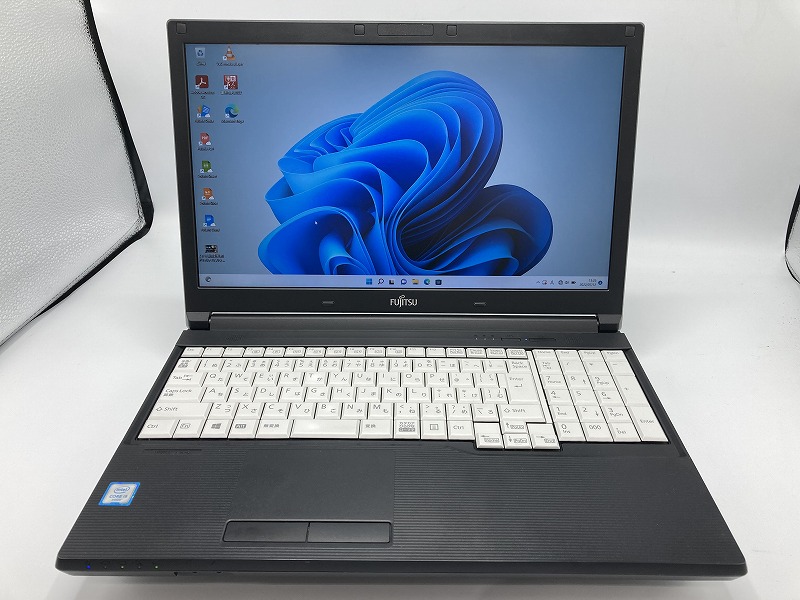 LIFEBOOK A576 Core i5 フルHD 15.6インチ