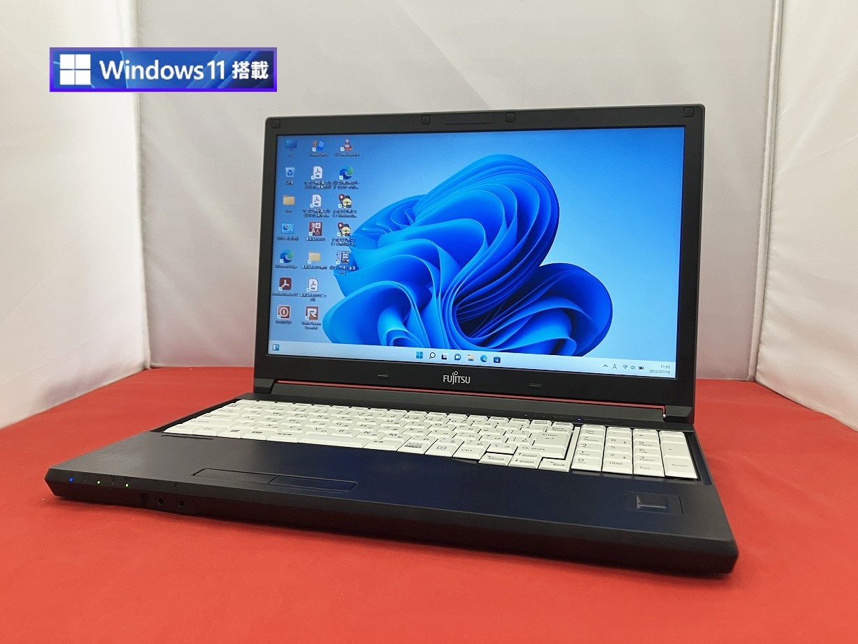 TOSHIBA LIFEBOOK Windows 11 pro 64