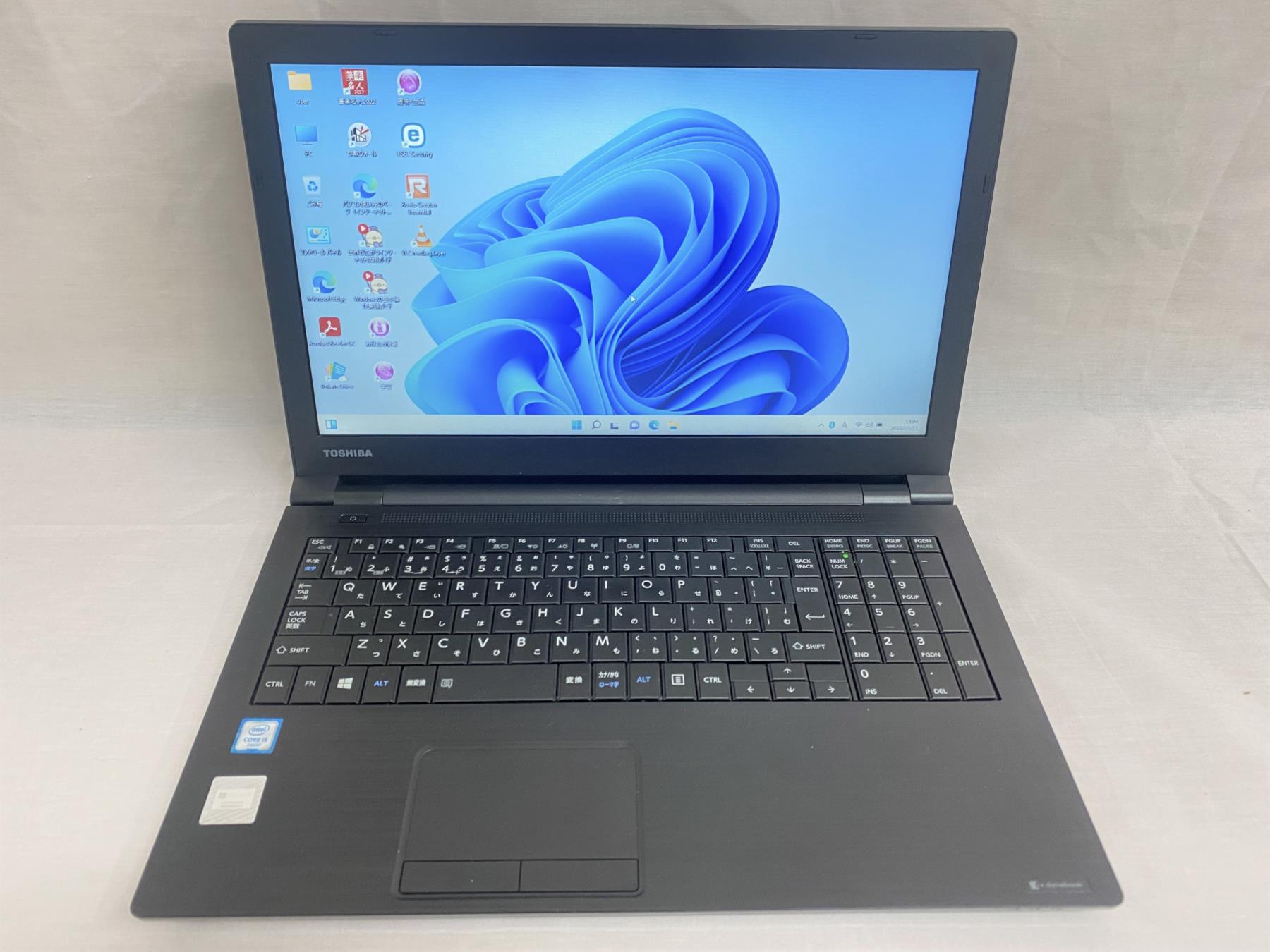 東芝 dynabook B65/D SSDモデル☆テンキー CPU：Core i5 6200U 2.3GHz