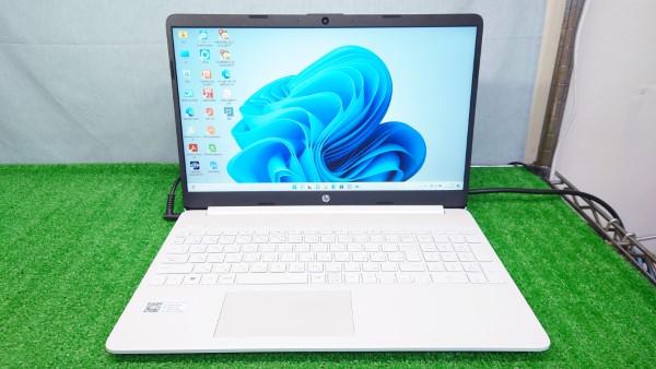 【専用】hp ノートパソコン 美品 HP 15s-eq1519AU ホワイト