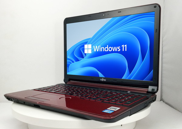 ノートパソコン windows11 core i7 オフィス付き AH77/G