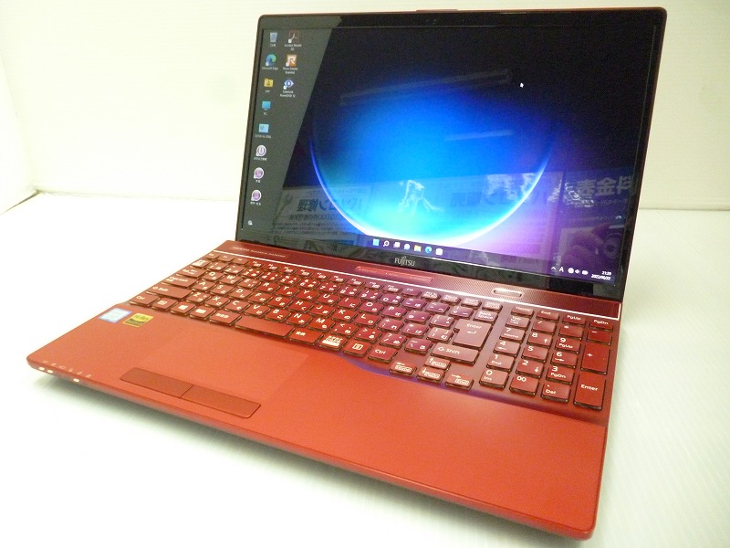 富士通 LIFEBOOK AH53/B3 CPU:Core i7-8550U 1.8GHz/メモリ:8GB