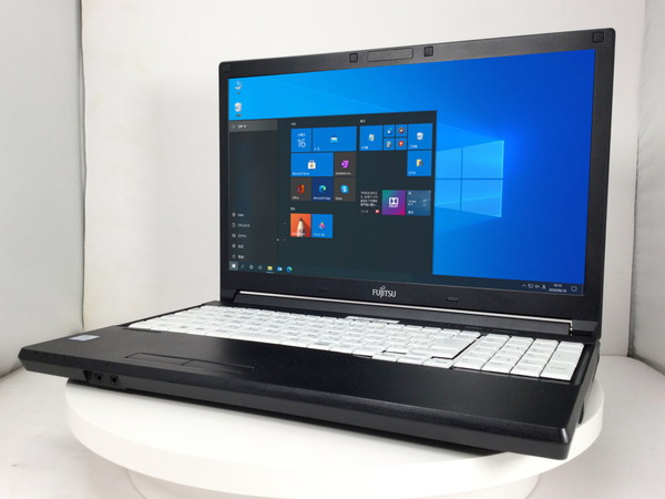 ノートパソコン　688　Windows11 Core i3　値下！