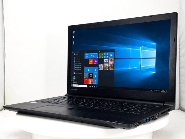 東芝 dynabook B55/D CPU：Core i5 6200U 2.3GHz/メモリ：4GB/SSD