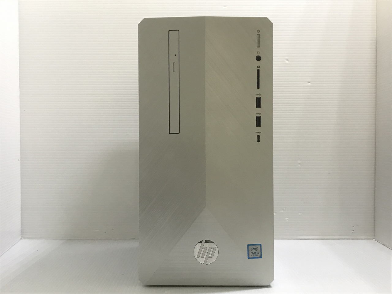 日本HP Pavilion Desktop 595 CPU：Core i5 8400 2.8GHz / メモリ：8GB