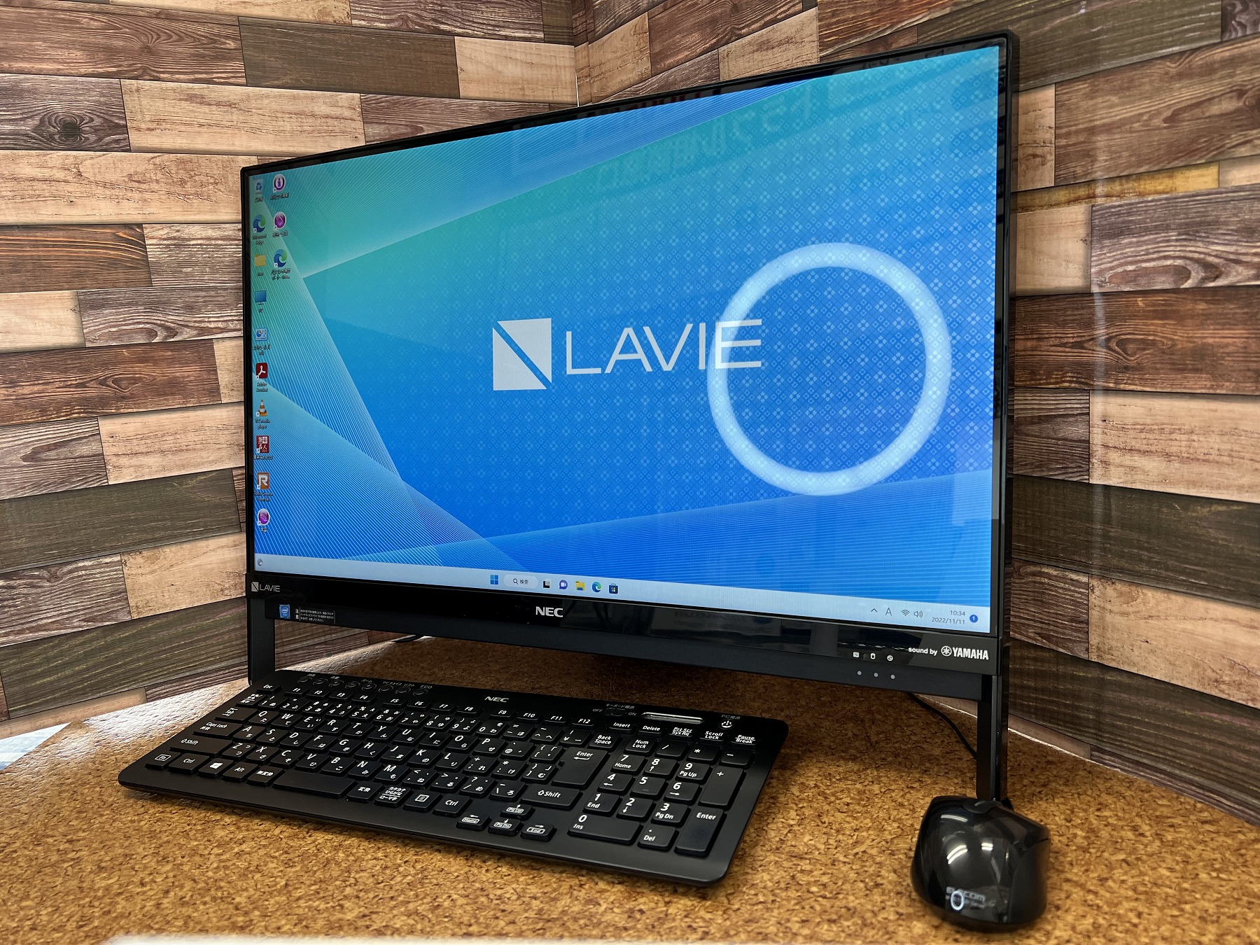NEC LAVIE Desk All-in-one DA370/GAB CPU：Celeron 3865U 1.8GHz