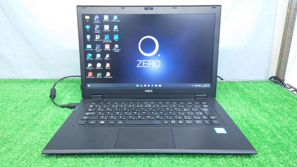 美品13.3NECノートPC CPU i5  SSD  PC-HZ550FAB