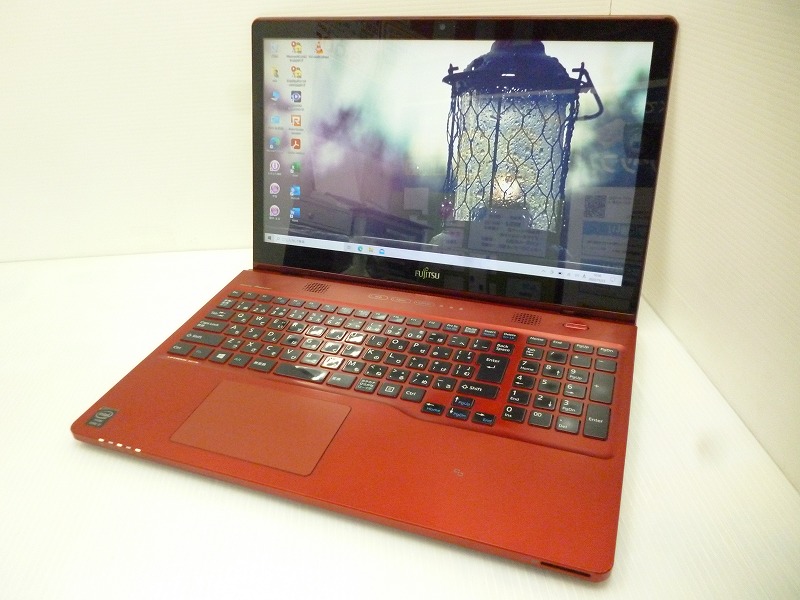 富士通 LIFEBOOK AH77/M 大画面タッチパネルノートPC