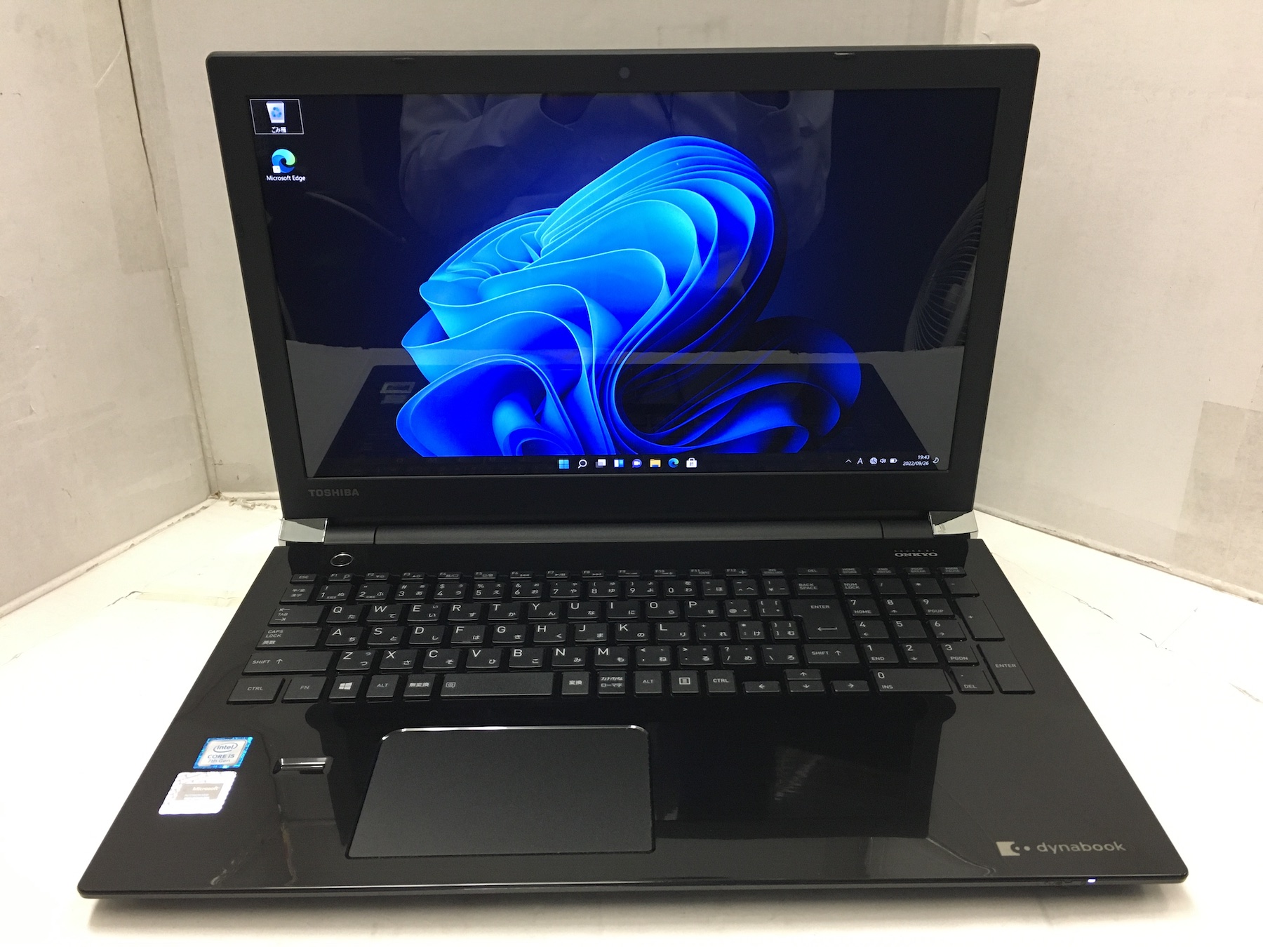 東芝 dynabook T55/DBS (CPU：Core i5-7200U 2.5GHz/メモリ：16GB/SSD