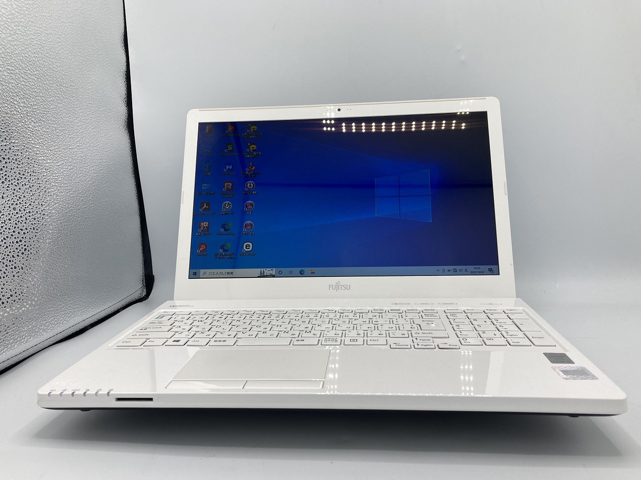 富士通 LIFEBOOK AH53/U 富士通 LIFEBOOK AH53/U (Core i7 4722HQ 2.4