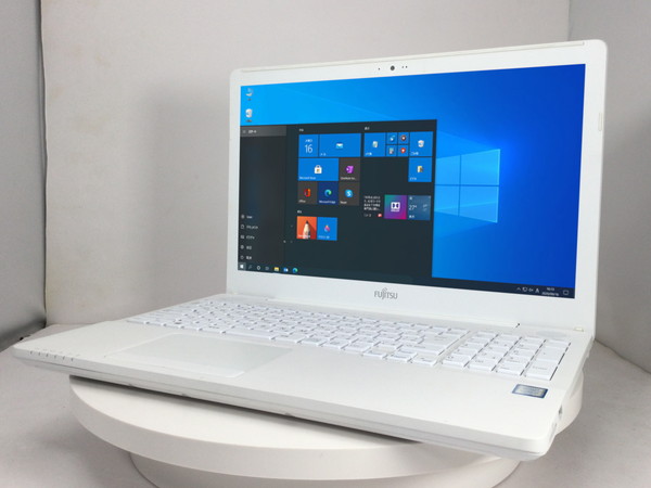 富士通 LIFEBOOK ノートパソコン i7-7700HQ AH50/C3-