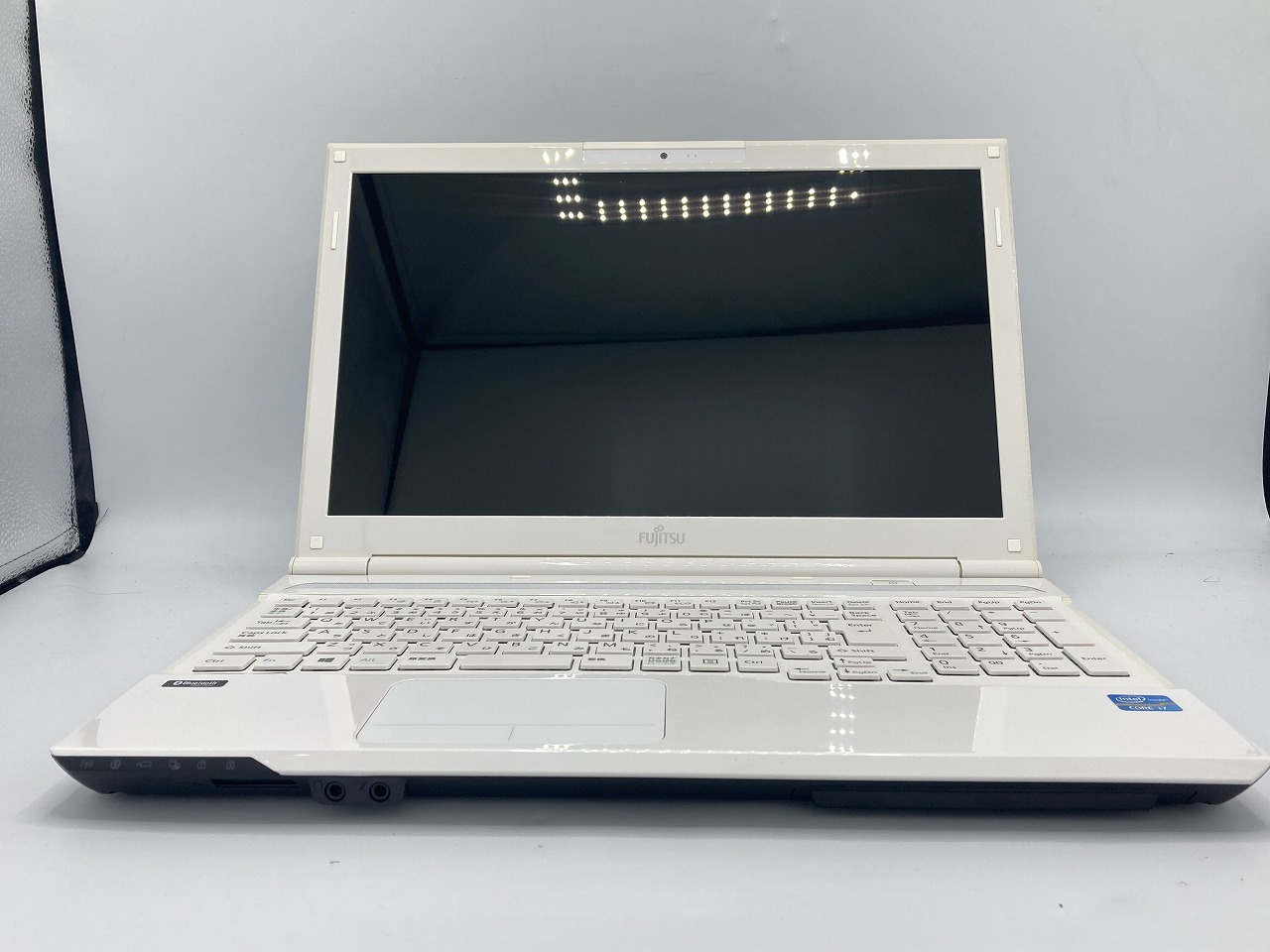 富士通 LIFEBOOK AH47/J CPU：Core i7 3632QM 2.2GHz/メモリ：4GB/HDD