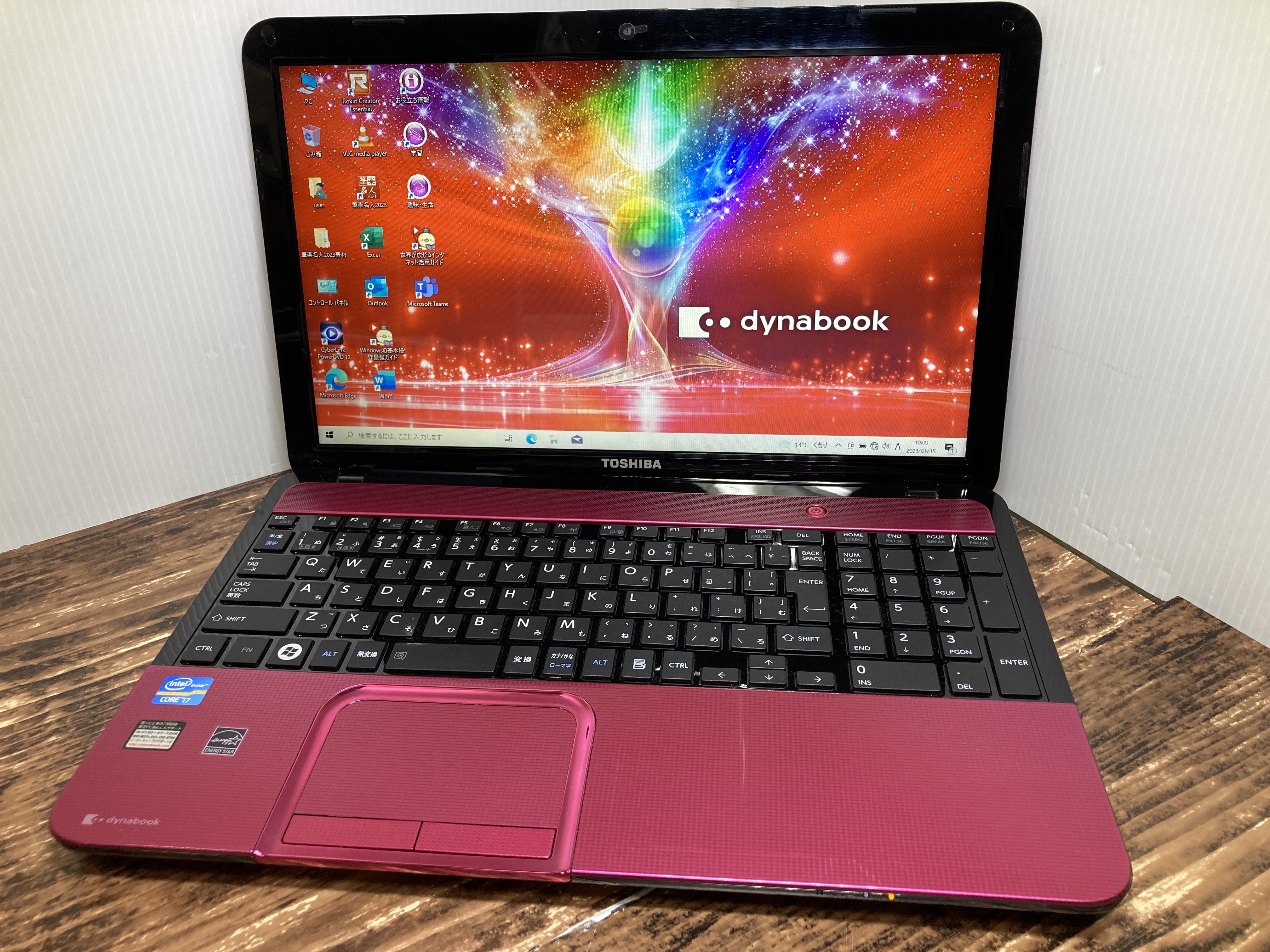 東芝 ノートパソコン dynabook T552/58FBD/特価良品