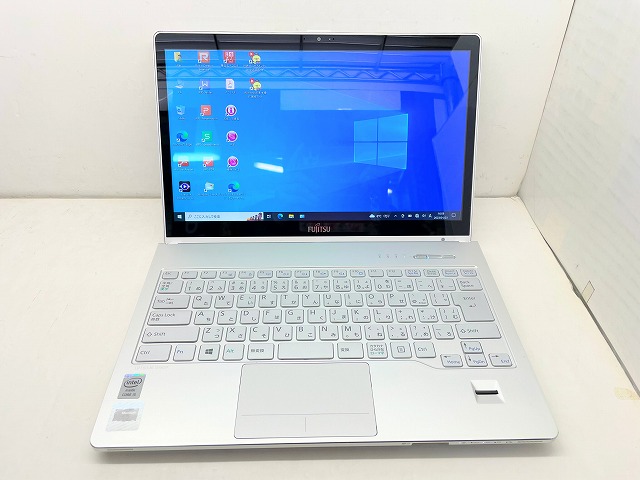 富士通 LIFEBOOK SH90/P CPU：Core i5-4200U 1.6GHz / メモリ：4GB