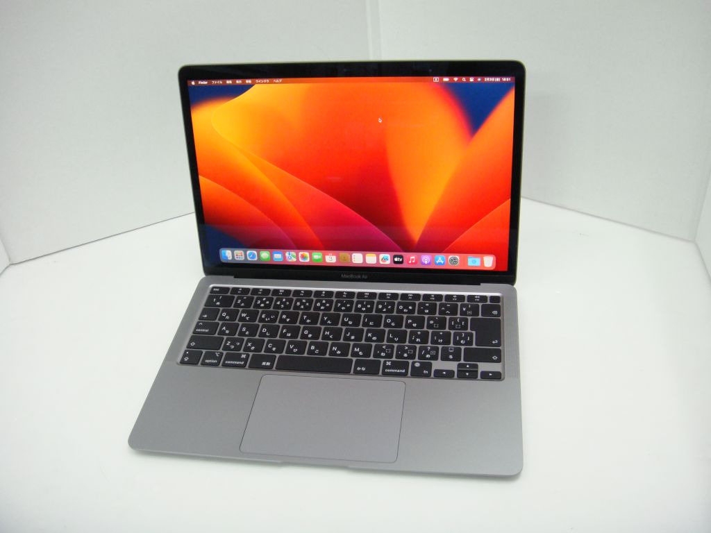 Apple MacBook Air A2337 CPU：Apple M1 / メモリ：8GB / SSD：512GB