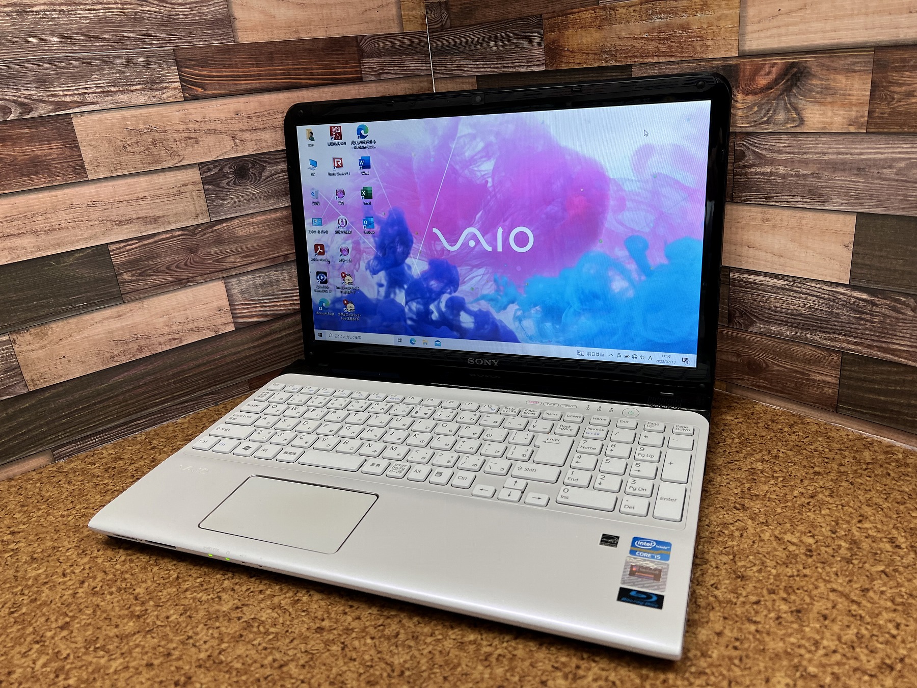 SONY VAIO SVE15117FJW CPU：Core i5 2450M 2.5GHz / メモリ：8GB