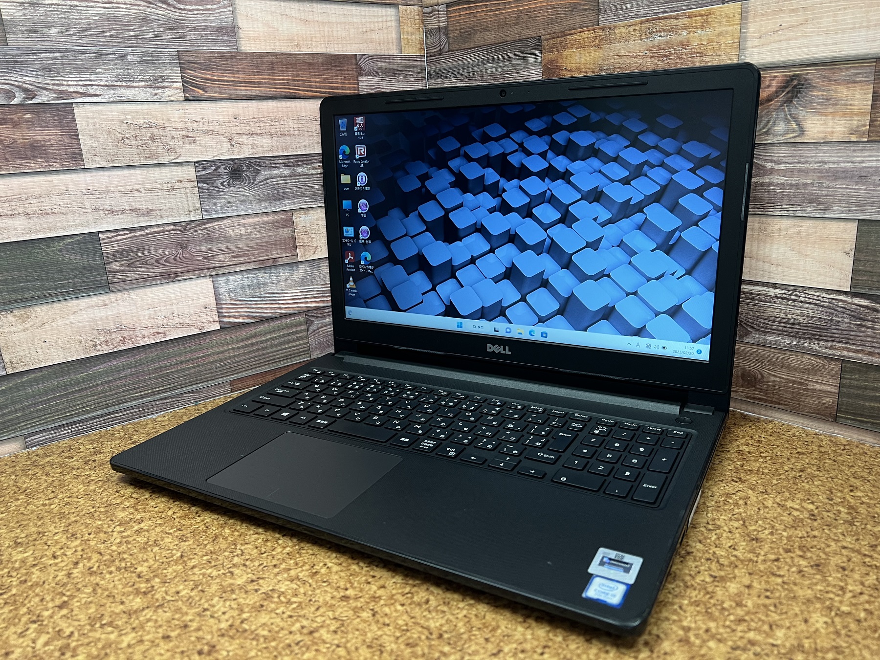 ノートパソコン DELL Vostro 15 3568