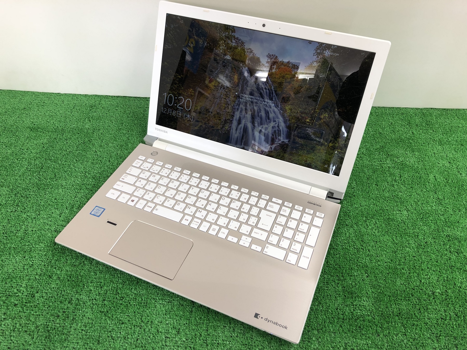 東芝 dynabook T75/DGS 2017年モデル CPU：Core i7 7500U 2.7GHz