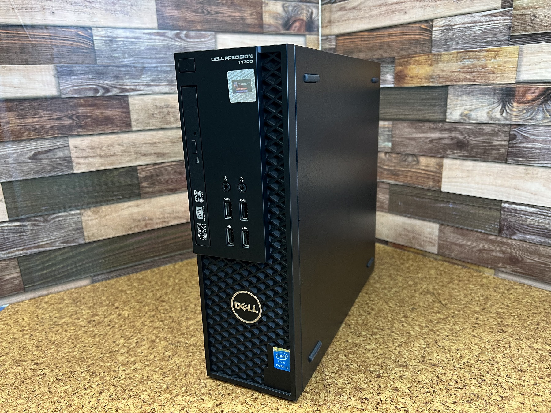 DELL PRECISION T1700 CPU：Core i5 4590 3.3GHz / メモリ：8GB / SSD