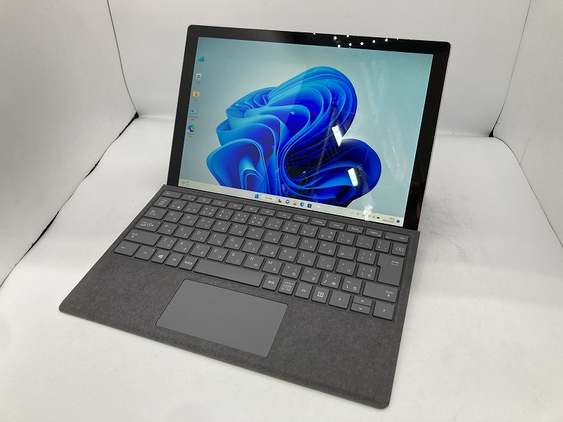 Microsoft Surface Pro 5 (CPU： Core i5 7300U 2.6GHz/メモリ：8GB