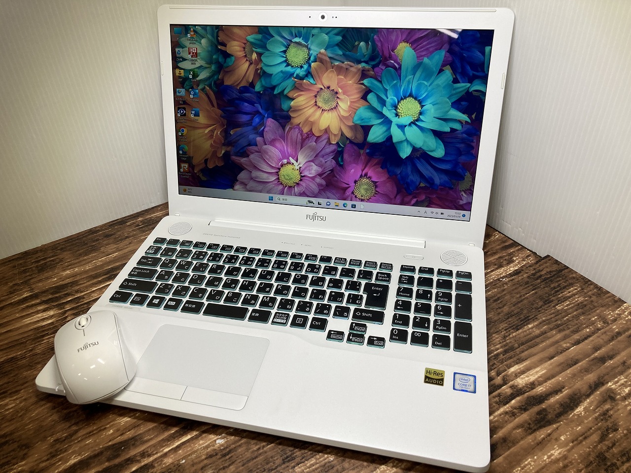 富士通 LIFEBOOK AH AH53/B2 中古ノートパソコンが激安販売中！ 中古