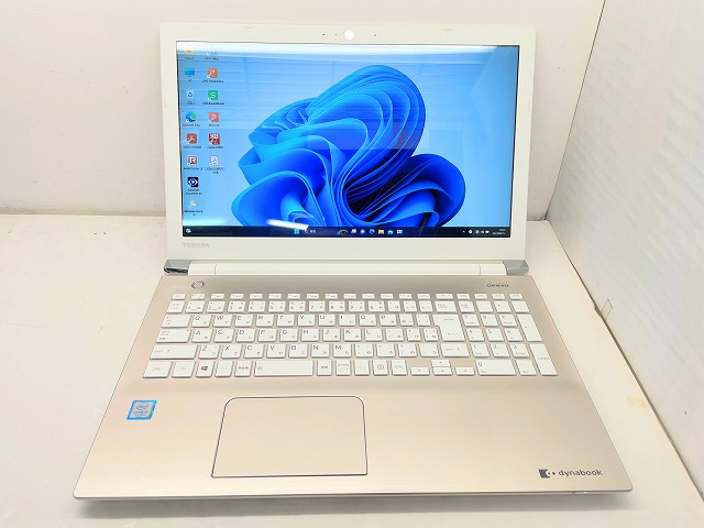 東芝 dynabook T45/DGSB CPU：Core i3-7100U 2.4GHz / メモリ：8GB