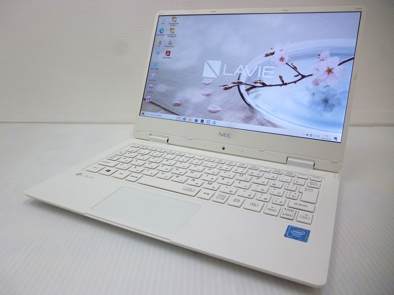 NEC LAVIE NM/K CPU:Celeron Y 1.5GHz/メモリ:4GB/SSD:GB/OS