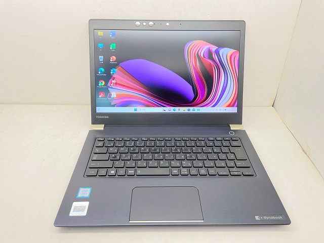 東芝 dynabook U63/J CPU：Core i5-7200U 2.5GHz / メモリ：8GB / SSD